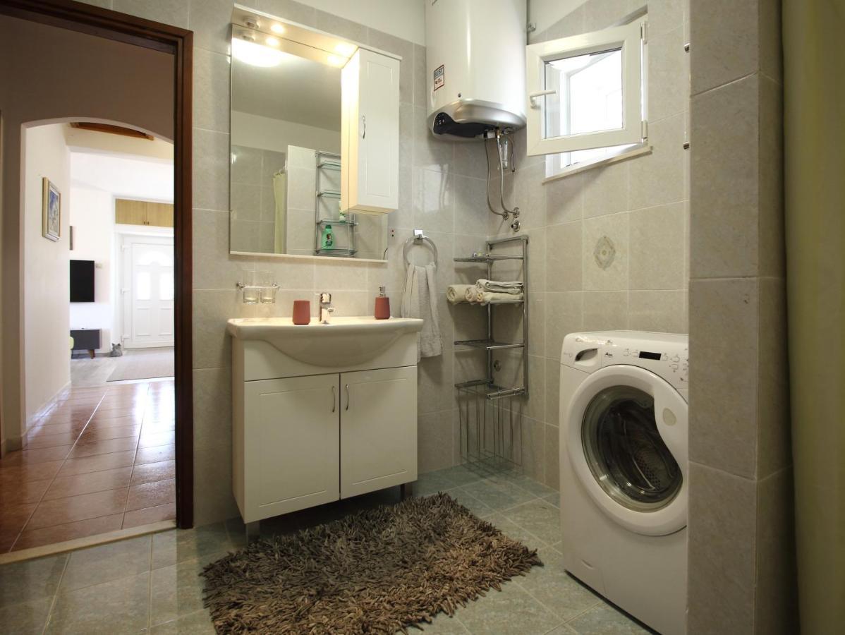 Apartment Marita Čilipi エクステリア 写真